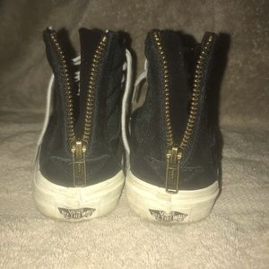 Vans Shoes - Woman’s Vans Vans Shoes - Woman’s Vans